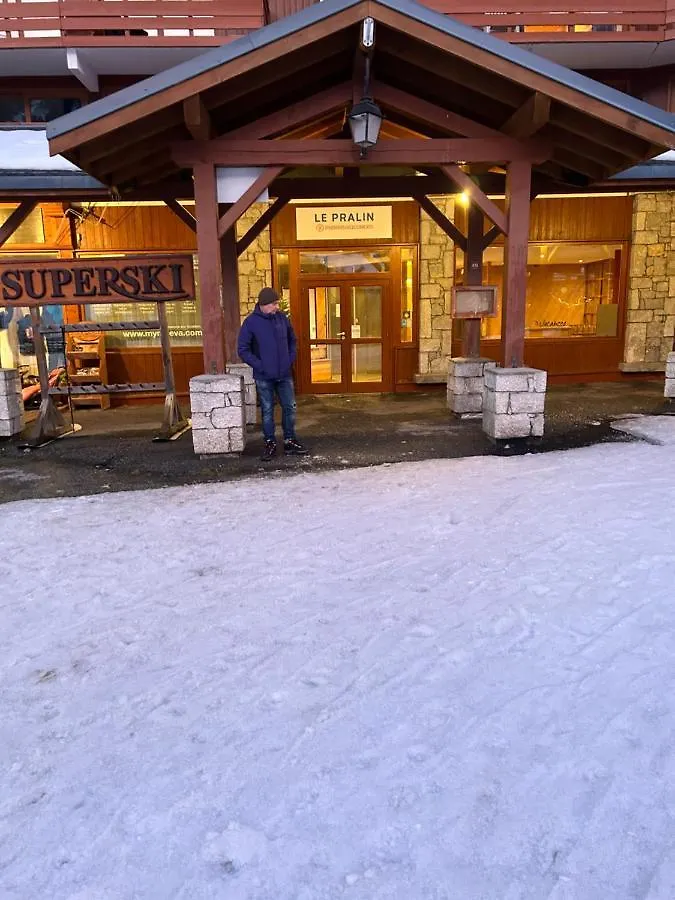 Le Pralin - Residence Pierre Et Vacances Meribel 0*,
